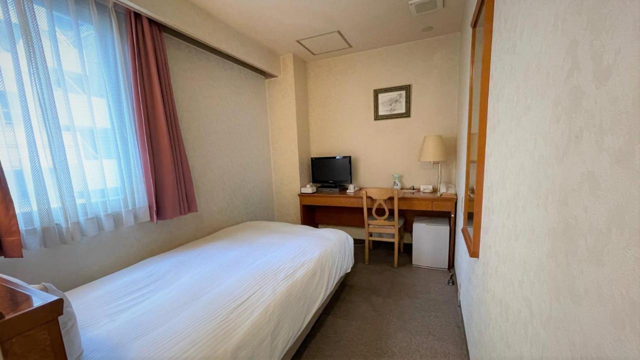 Ueno Terminal Hotel Tokyo Bagian luar foto