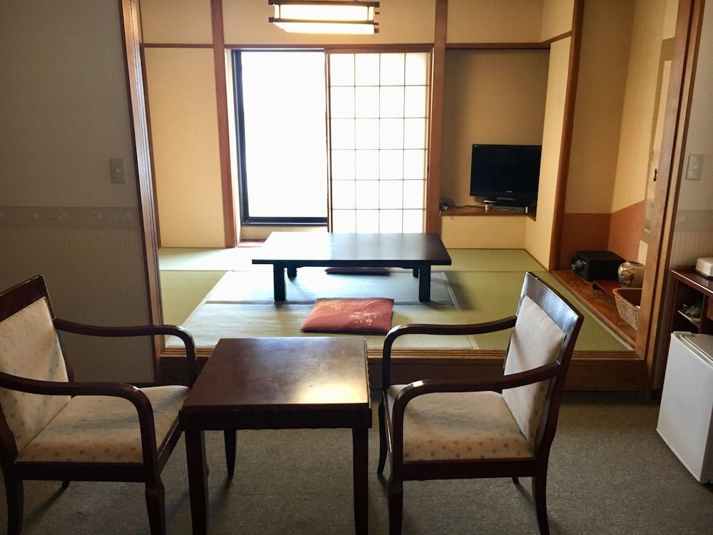 Ueno Terminal Hotel Tokyo Bagian luar foto