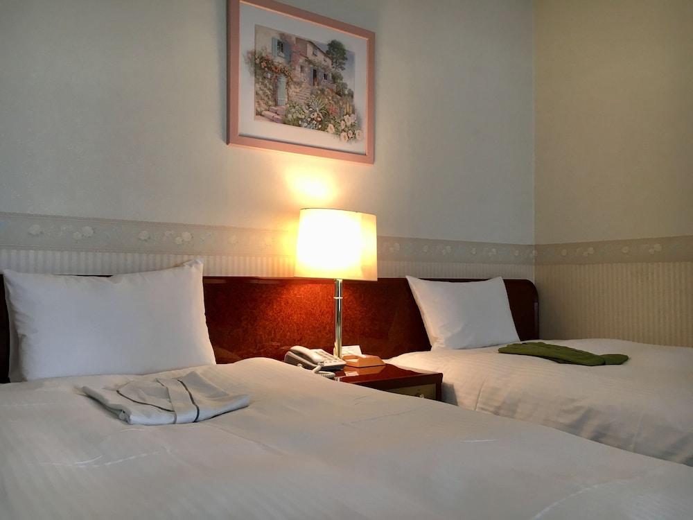 Ueno Terminal Hotel Tokyo Bagian luar foto