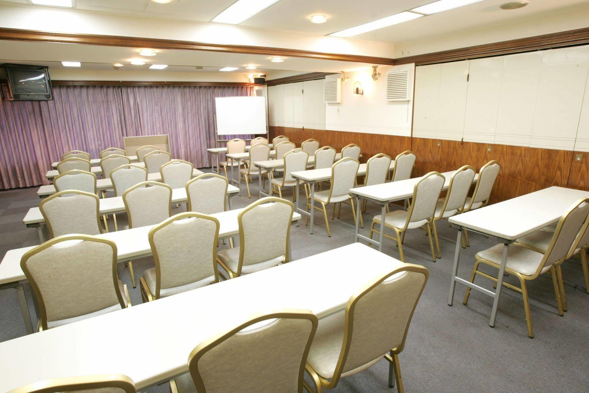 Ueno Terminal Hotel Tokyo Bagian luar foto
